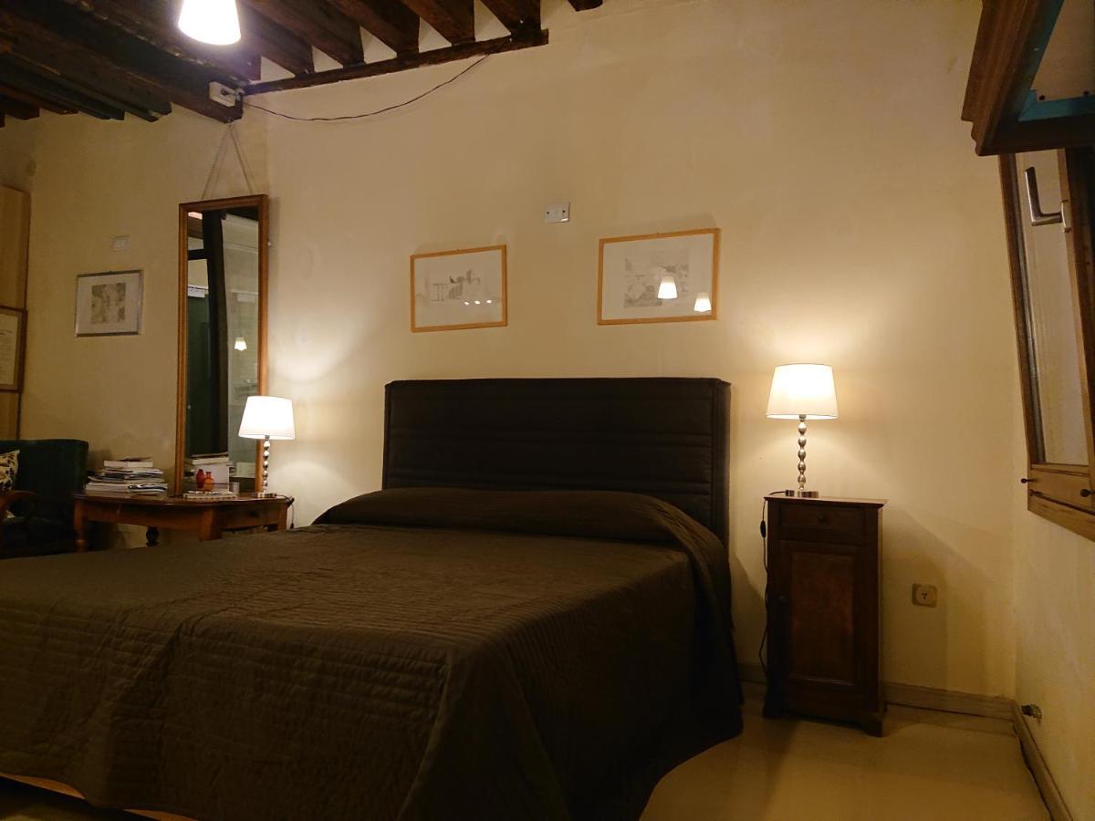 Suite Apartment San Marco 1825 Veneza Exterior foto