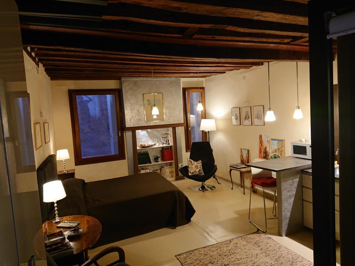Suite Apartment San Marco 1825 Veneza Exterior foto