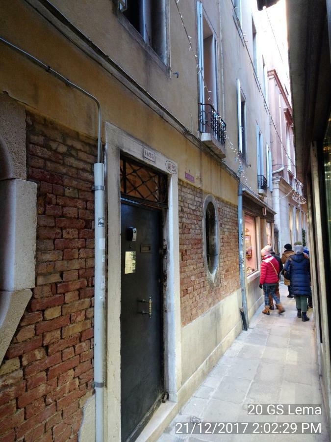 Suite Apartment San Marco 1825 Veneza Exterior foto